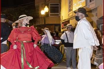 Cendro pone el broche final a San Gregorio 2021 con música y bailes populares/Ildefonso Rodríguez.